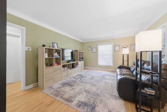 3209 Hampshire Avenue S, Saint Louis Park, MN 55426