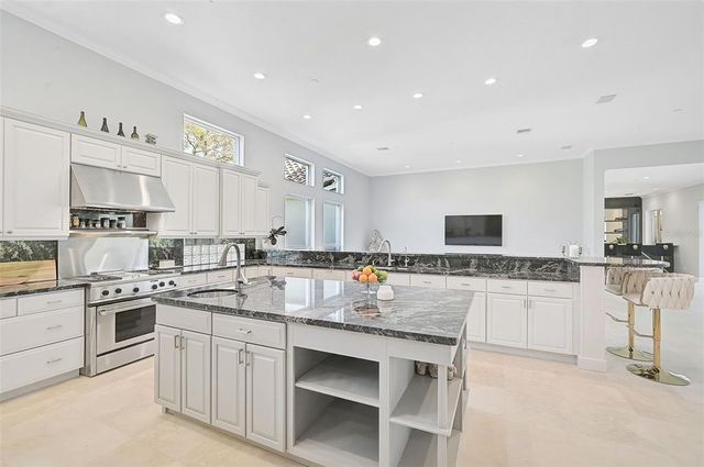 854 MACEWEN DRIVE, Osprey, FL 34229