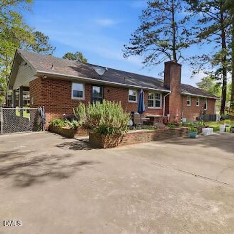 125 Avondale Court, Rocky Mount, NC 27804