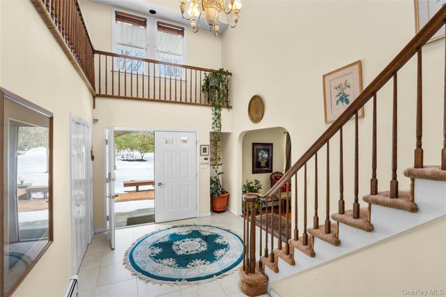 144 Landing Meadow Road, Smithtown, NY 11787