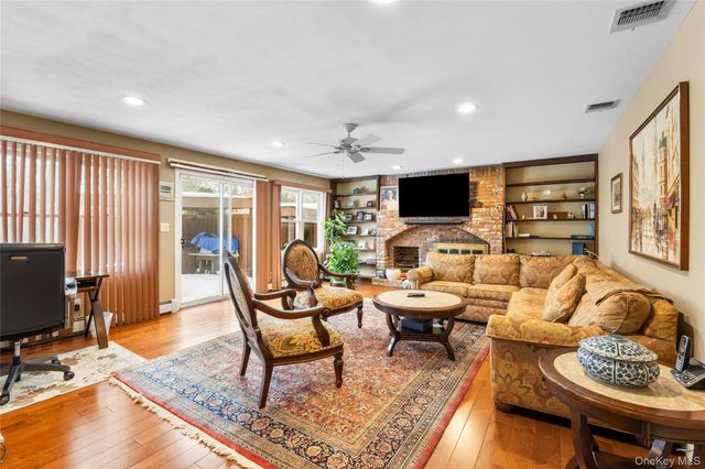 144 Landing Meadow Road, Smithtown, NY 11787