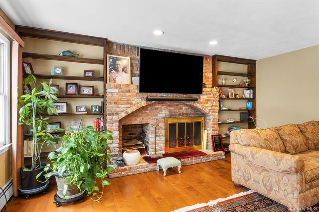 144 Landing Meadow Road, Smithtown, NY 11787