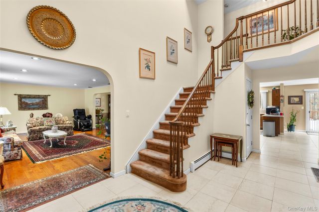 144 Landing Meadow Road, Smithtown, NY 11787