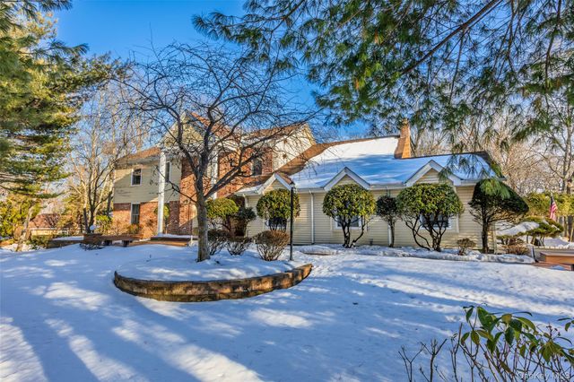 144 Landing Meadow Road, Smithtown, NY 11787