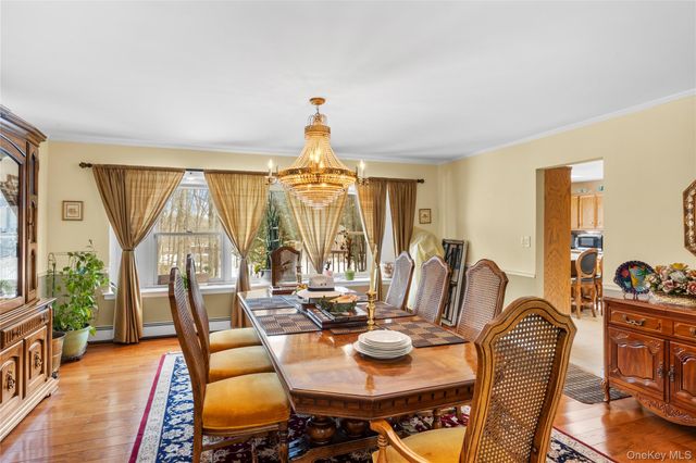 144 Landing Meadow Road, Smithtown, NY 11787