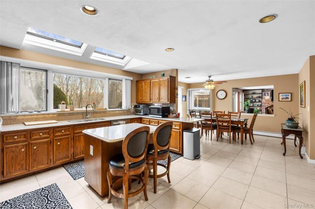 144 Landing Meadow Road, Smithtown, NY 11787