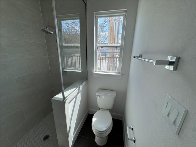 304 Jensen, Houston, TX 77020