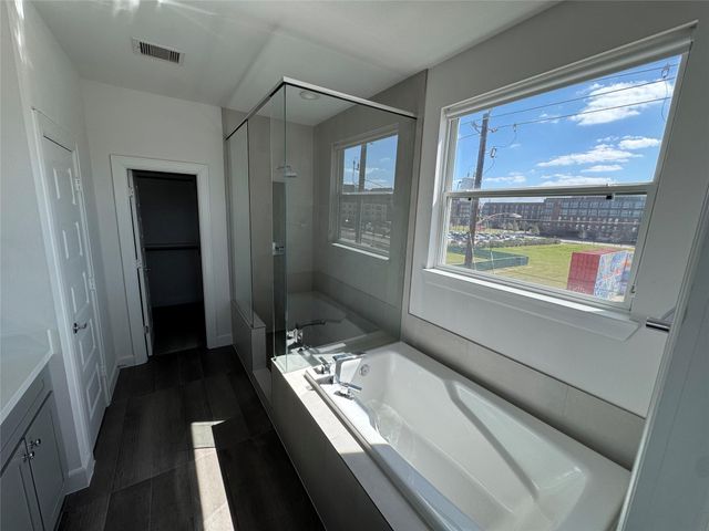 304 Jensen, Houston, TX 77020