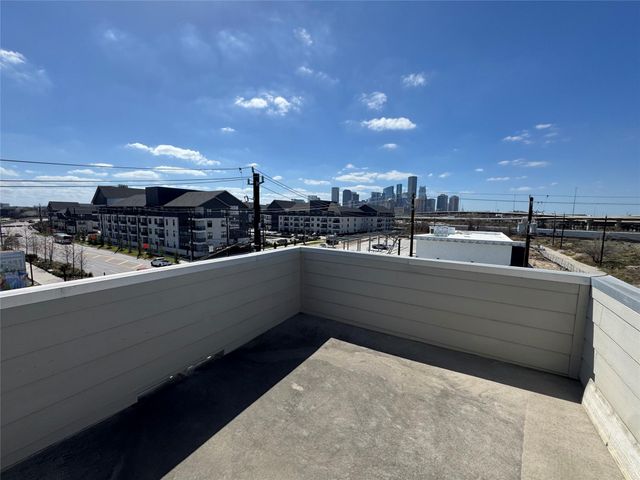 304 Jensen, Houston, TX 77020