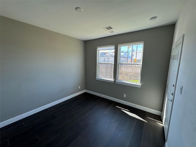 304 Jensen, Houston, TX 77020