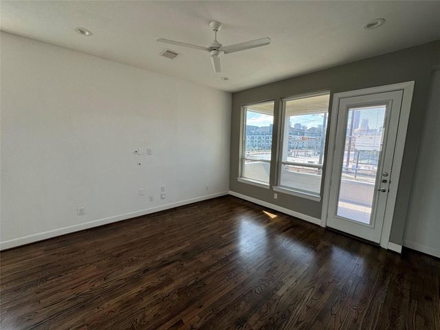 304 Jensen, Houston, TX 77020