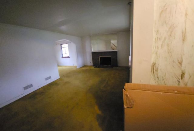 9406 S Michigan Avenue, Chicago, IL 60619