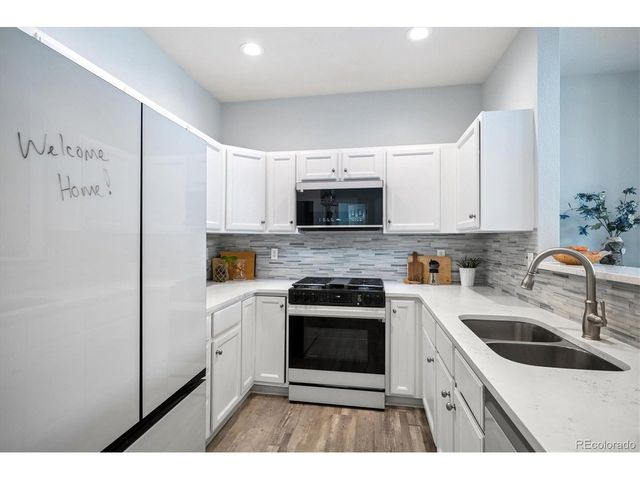 2768 W Greens Dr, Littleton, CO 80123