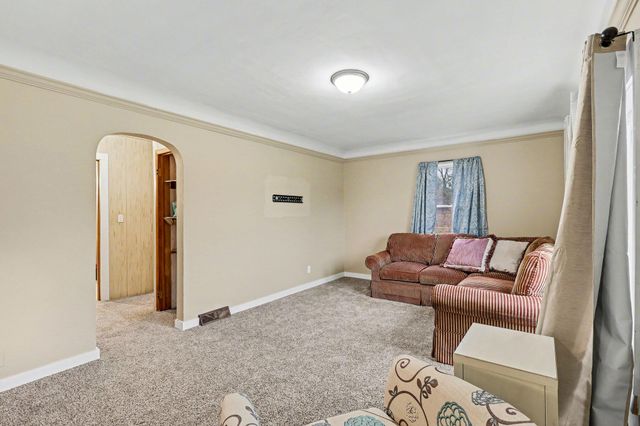 235 S 204th Avenue, Hesperia, MI 49421