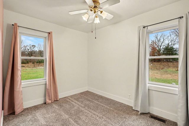 235 S 204th Avenue, Hesperia, MI 49421