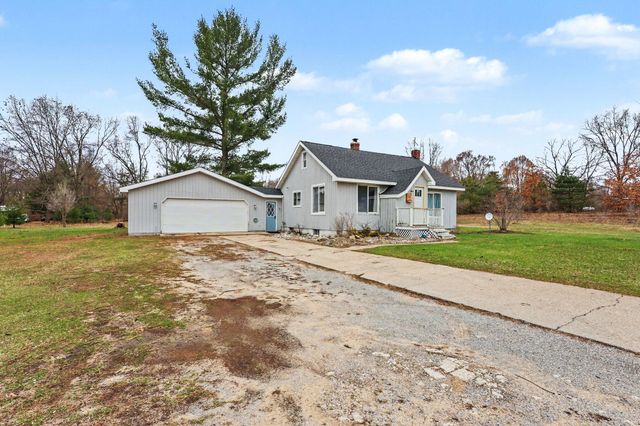 235 S 204th Avenue, Hesperia, MI 49421