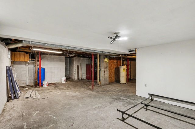 235 S 204th Avenue, Hesperia, MI 49421