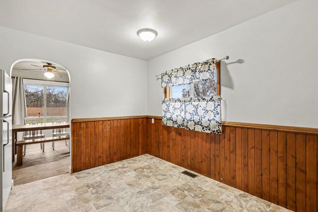 235 S 204th Avenue, Hesperia, MI 49421