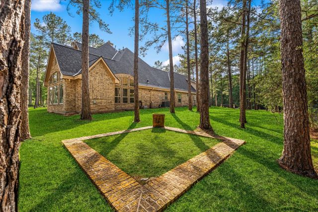 28742 Champions Drive, Magnolia, TX 77355