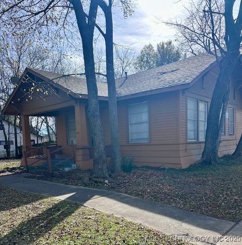 723 W Locust Street, Durant, OK 74701