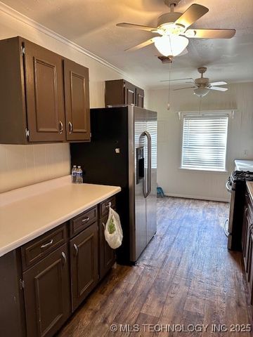 723 W Locust Street, Durant, OK 74701