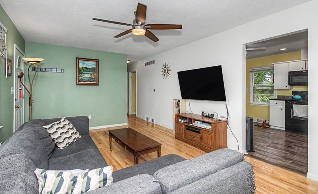 1323 Arizona Avenue, Ames, IA 50014