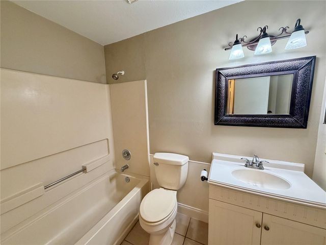 120 RESERVE CIRCLE 104, Oviedo, FL 32765