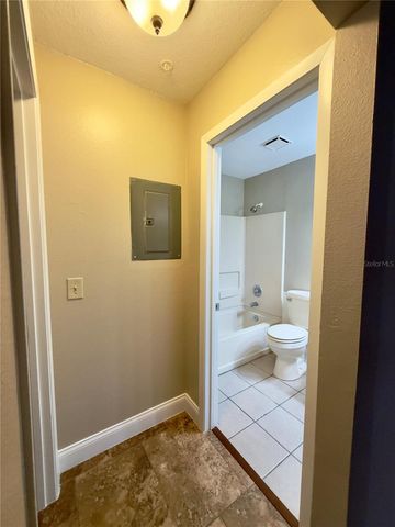 120 RESERVE CIRCLE 104, Oviedo, FL 32765
