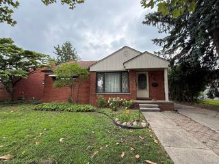 2210 NIGHTINGALE Street, Dearborn, MI 48128