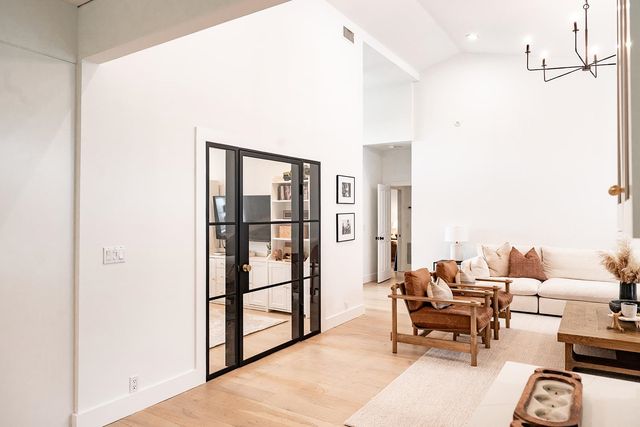 426 Marsh Point Cir, St Augustine, FL 32080