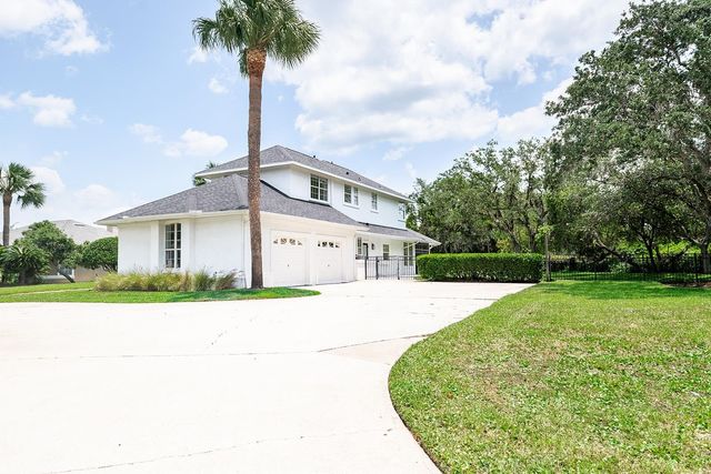 426 Marsh Point Cir, St Augustine, FL 32080