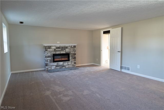 3359 Nimishillen Church Road NE, Hartville, OH 44632