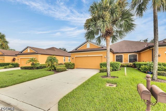 3725 Pino Vista WAY, Estero, FL 33928