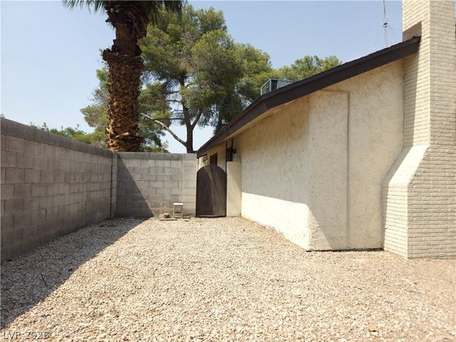 3435 Don Miguel Drive, Las Vegas, NV 89121