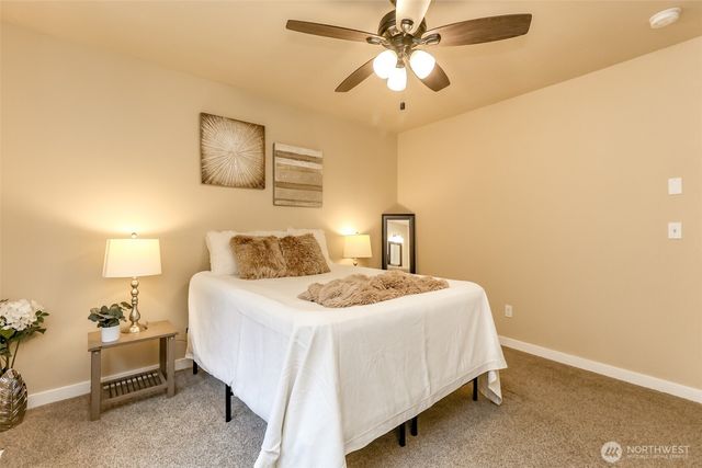 30980 Wood Creek Place NE, Poulsbo, WA 98370