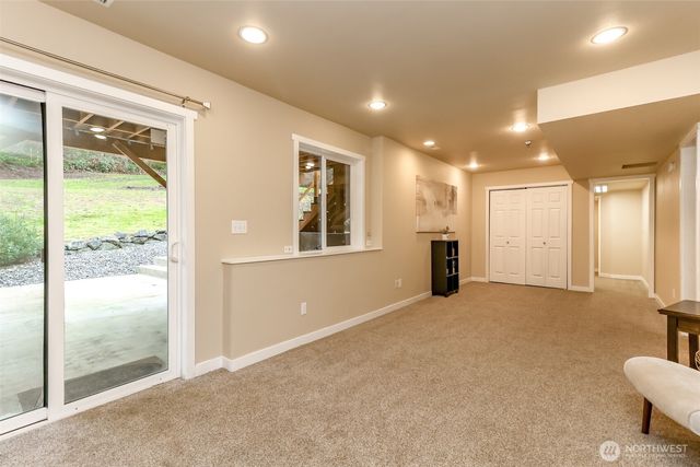 30980 Wood Creek Place NE, Poulsbo, WA 98370