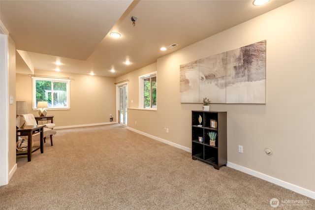 30980 Wood Creek Place NE, Poulsbo, WA 98370