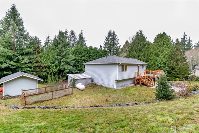 30980 Wood Creek Place NE, Poulsbo, WA 98370