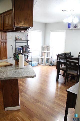 900 S Westmoor Dr Drive, Sioux Falls, SD 57104