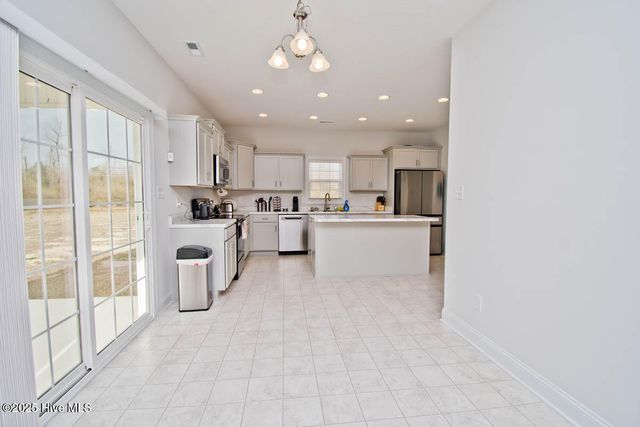 407 W Black Water Lane, Hubert, NC 28539