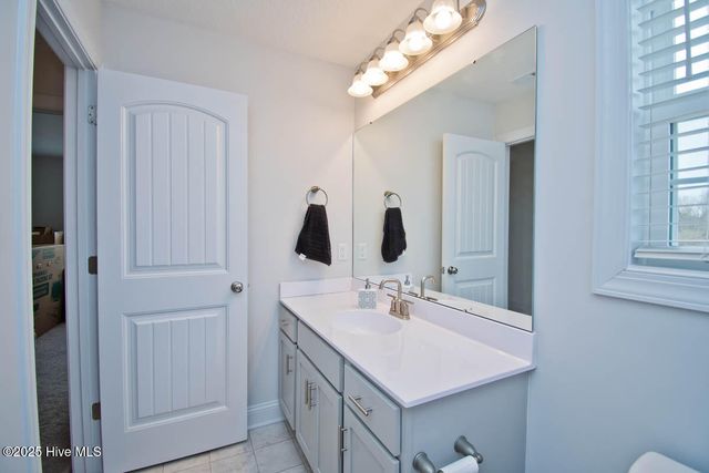 407 W Black Water Lane, Hubert, NC 28539
