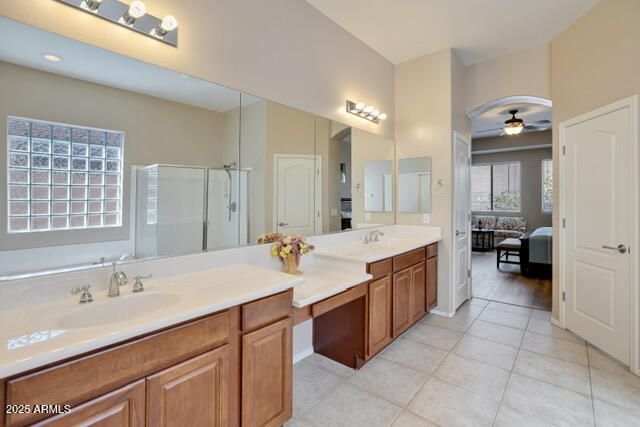 1928 W SPUR Drive, Phoenix, AZ 85085