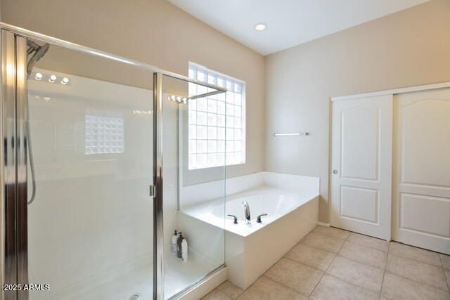 1928 W SPUR Drive, Phoenix, AZ 85085