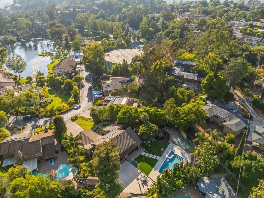 Image 61 of property listing at 20 Lake Helix Drive, La Mesa, CA 91941