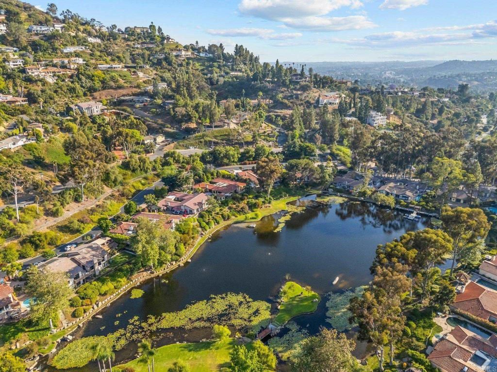 Image 67 of property listing at 20 Lake Helix Drive, La Mesa, CA 91941