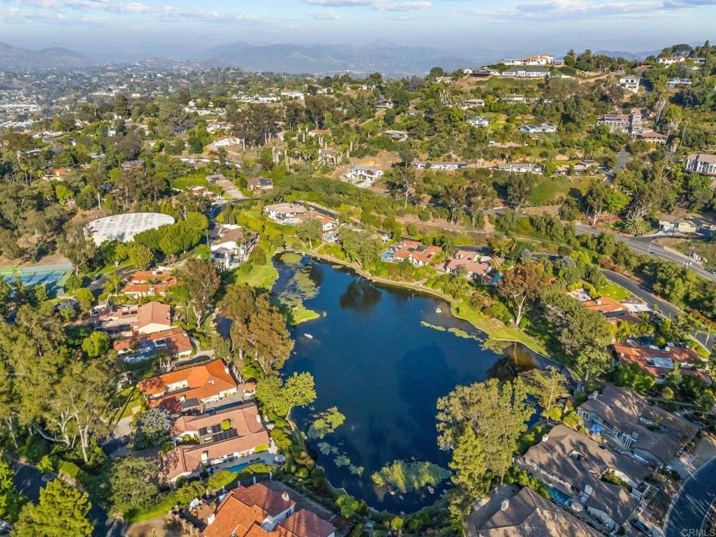 Image 68 of property listing at 20 Lake Helix Drive, La Mesa, CA 91941