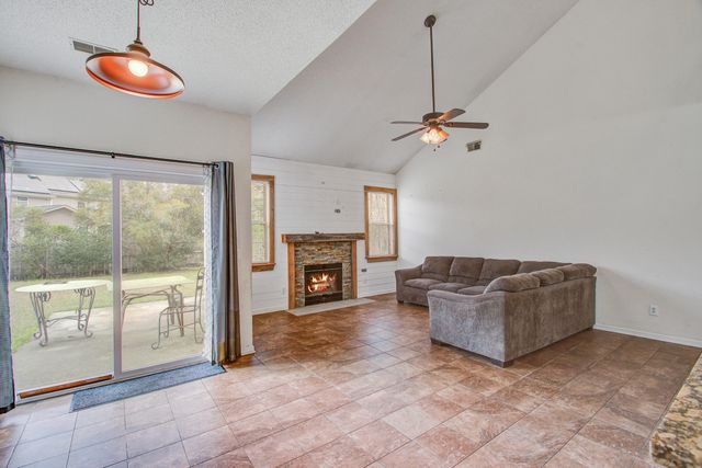 5412 Crosland Court, North Charleston, SC 29420