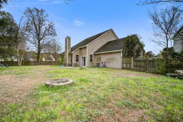 5412 Crosland Court, North Charleston, SC 29420