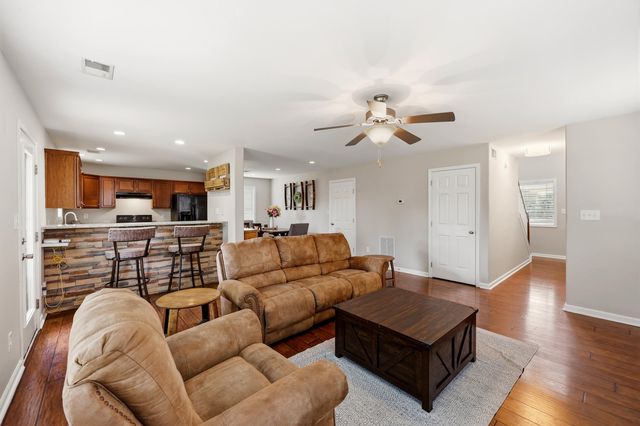 3264 Tiburon Way, Lexington, KY 40511