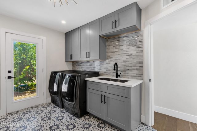 10620 N 84TH Street, Scottsdale, AZ 85260